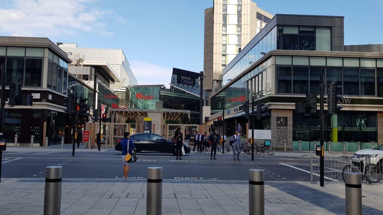 Lovely One Bedroom Apartment In Stratford London Exterior foto