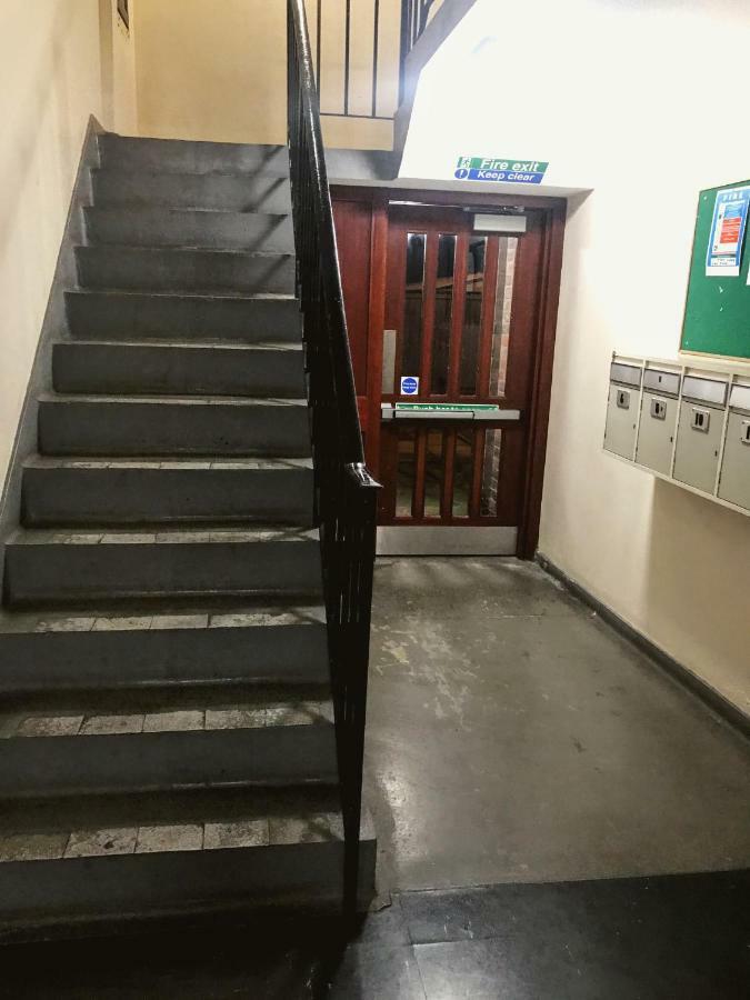 Lovely One Bedroom Apartment In Stratford London Exterior foto